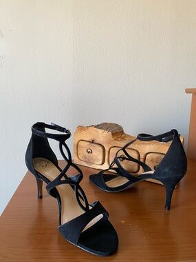 Vince Camuto Payto Pumps